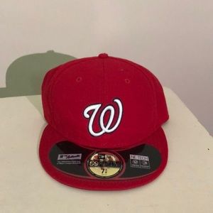 Official Washington Nationals Hat - never worn